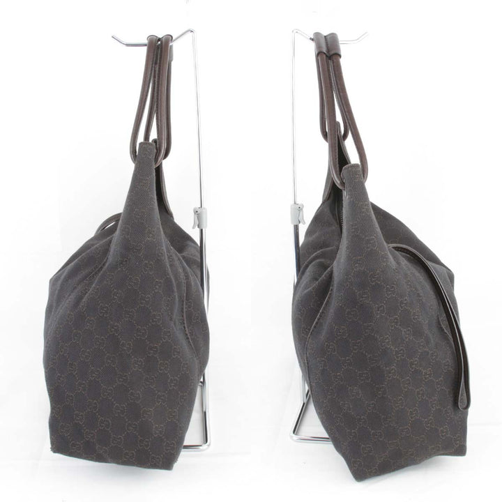 良品『USED』 
GUCCI グッチ 
 101292 001998 ショルダーバッグ 
GGキャンバス ブラウン
