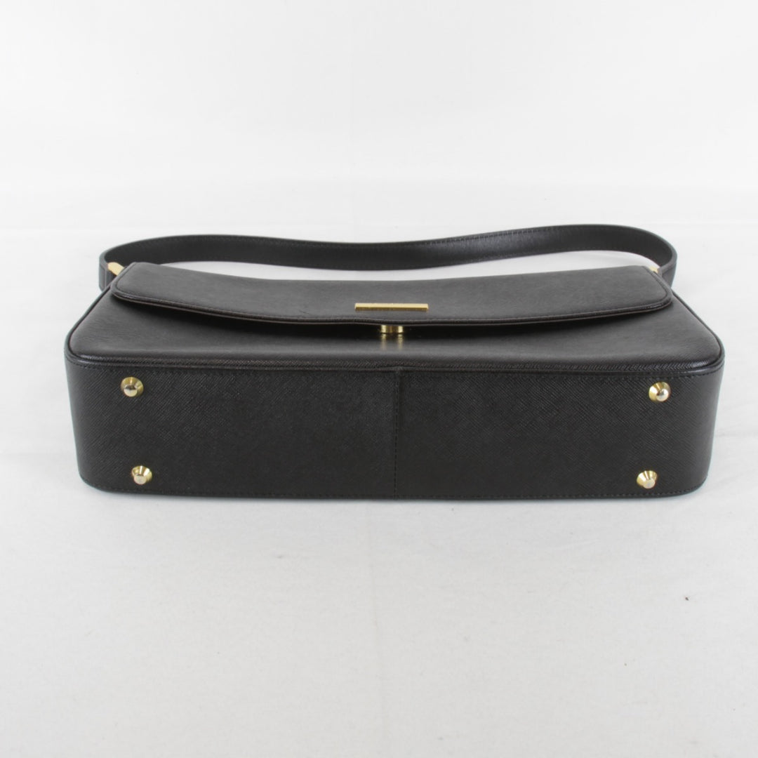 『USED』 
BURBERRY バーバリー 
 ワンショルダー ショルダーバッグ 
レザー ブラック
