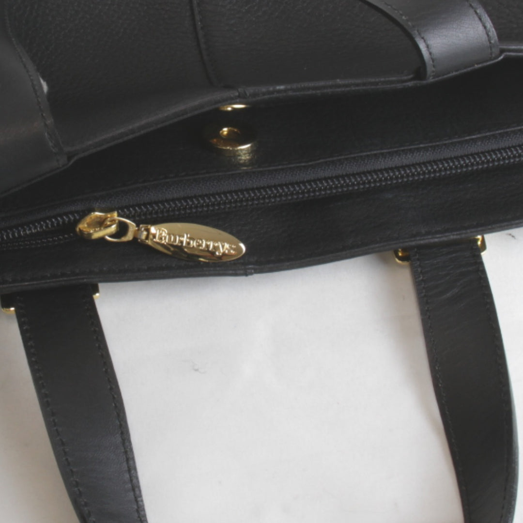『USED』 
BURBERRY バーバリー 
 ノバチェック ハンドバッグ 
レザー ブラック