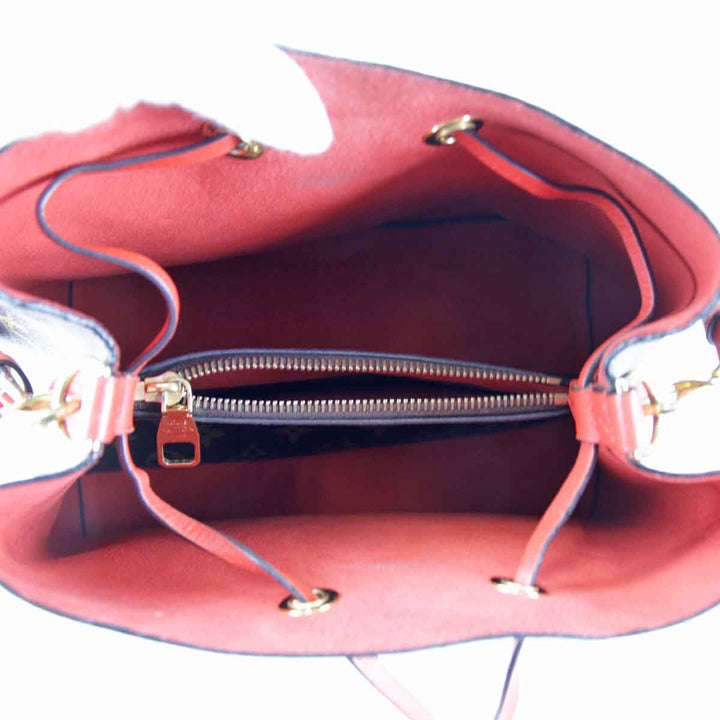 美品『USED』 
LOUIS VUITTON ルイ・ヴィトン 
 ネオノエ M44021 ショルダーバッグ 
モノグラムキャンバス モノグラム×レッド