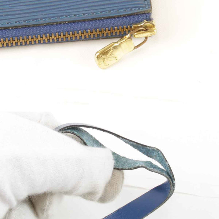 『USED』 
LOUIS VUITTON ルイ・ヴィトン 
 ポシェットアクセソワール M52945 ポーチ 
エピレザー ブルー