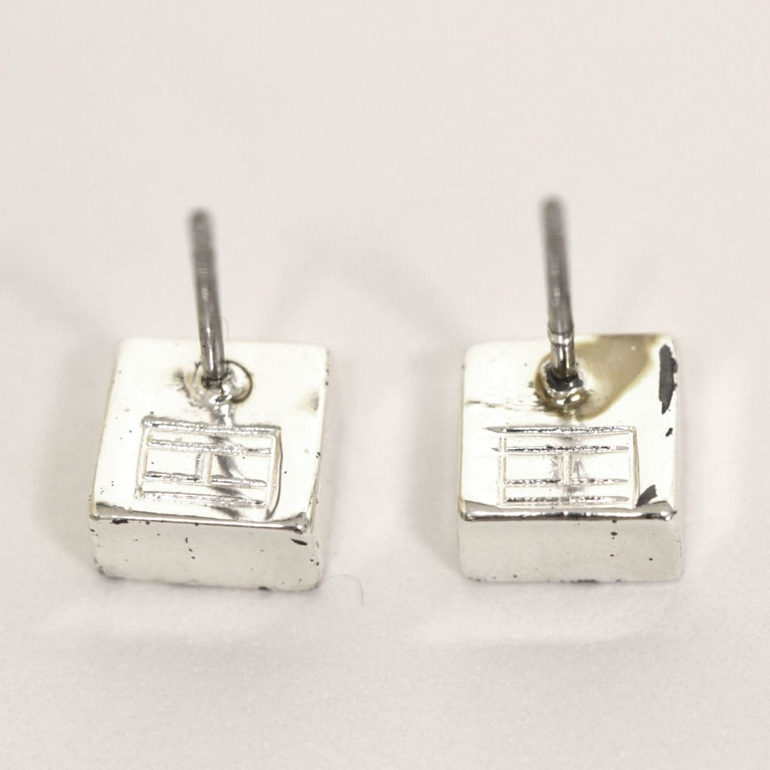 『USED』 メタル 
TOMMY HILFIGER スクエアピアス ピアス