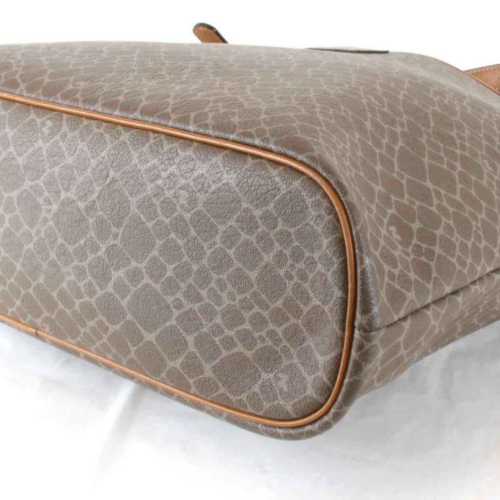良品『USED』 
NINA RICCI ニナリッチ 
 ジラフ トートバッグ 
PVC/レザー  ベージュ