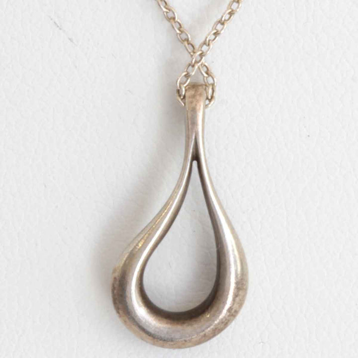 『USED』 シルバー925 
TIFFANY&Co. オープンティアドロップ ネックレス