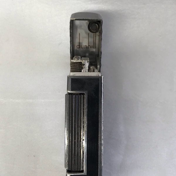 『ジャンク品』 
Dunhill ダンヒル 
 ガスライターローラー式 USRE24163 PATENTED　ジャンク ライター 
 シルバー