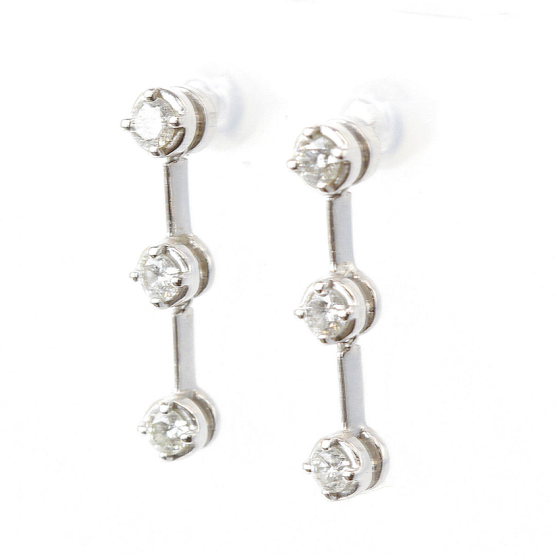 美品『USED』 Pt900/ダイヤモンド 
 鑑別書付き ピアス
 ダイヤモンド 0.30 3.9g