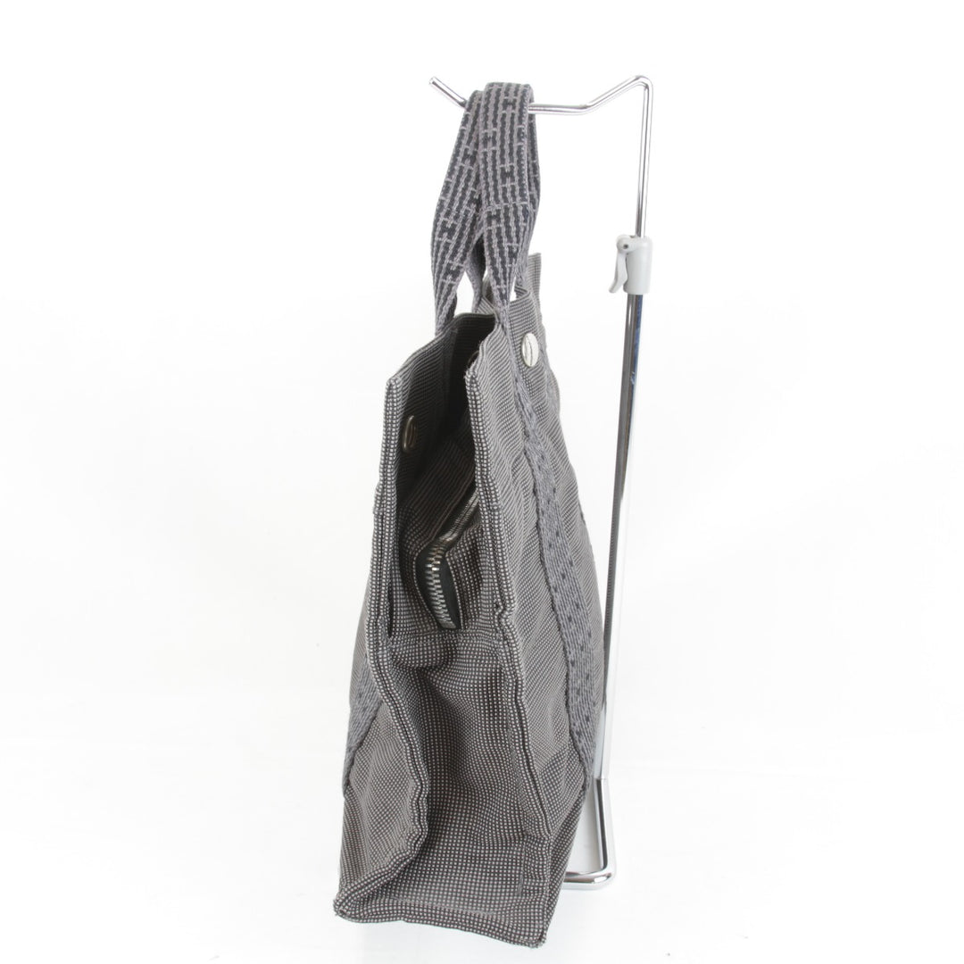 良品『USED』 
HERMES エルメス 
 エールラインPM ハンドバッグ 
キャンバス グレー