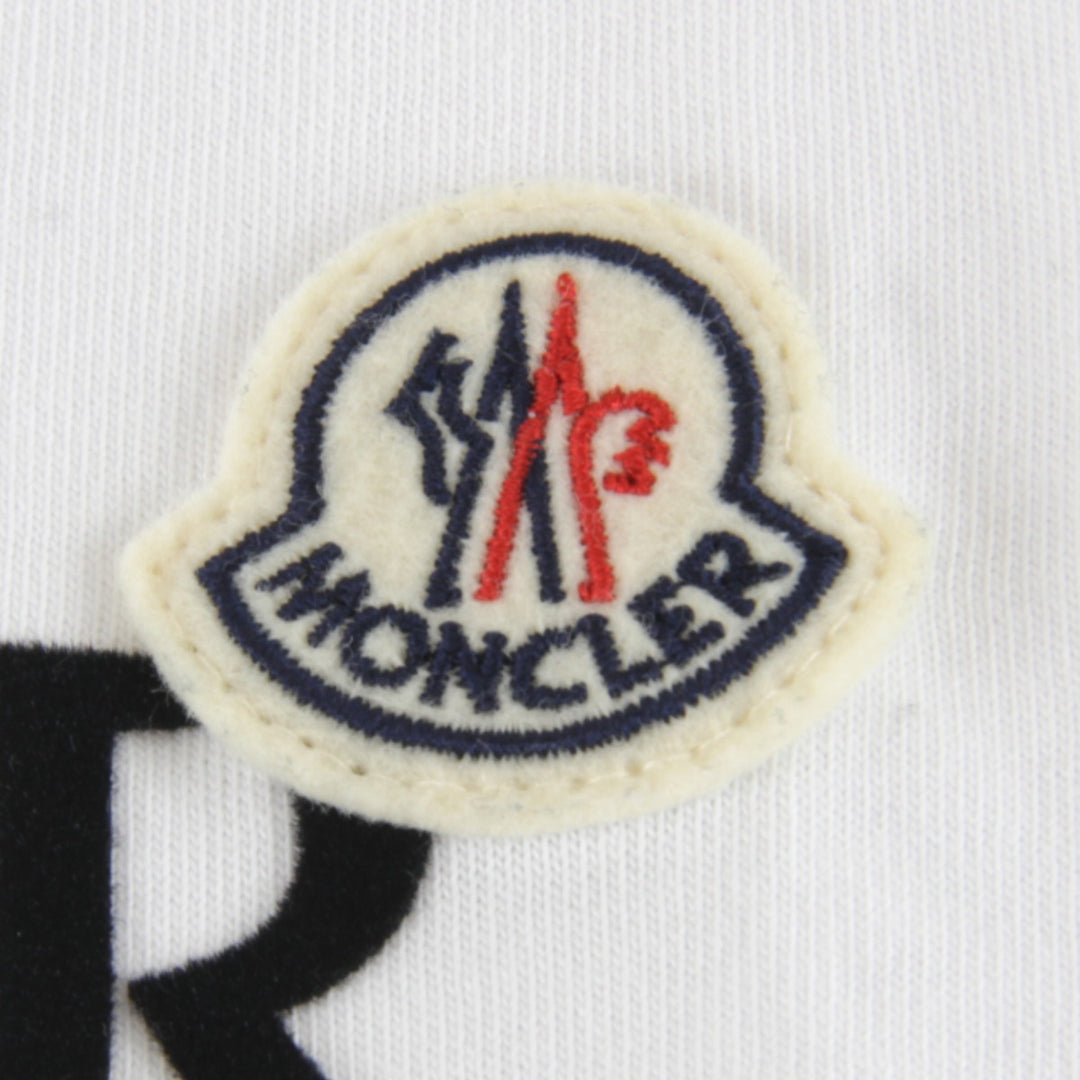 超美品『USED』 
MONCLER モンクレール 
 I10918C00064 8390T 半袖Ｔシャツ 
コットン ホワイト