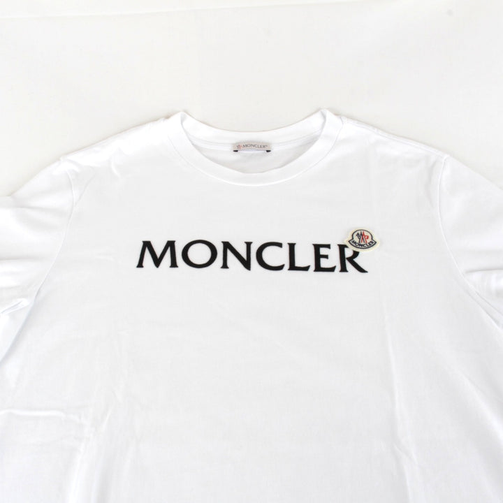 超美品『USED』 
MONCLER モンクレール 
 I10918C00064 8390T 半袖Ｔシャツ 
コットン ホワイト