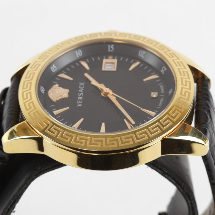 美品『USED』 
VERSACE 392/999 
腕時計
 クォーツ メンズ