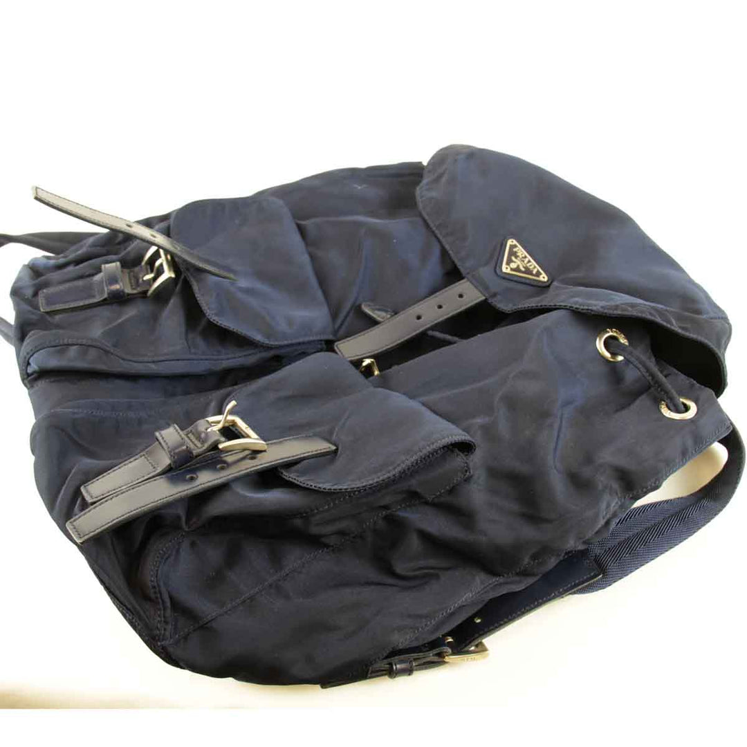 『USED』 
PRADA プラダ 
 リュック・デイパック 
ナイロン ネイビー