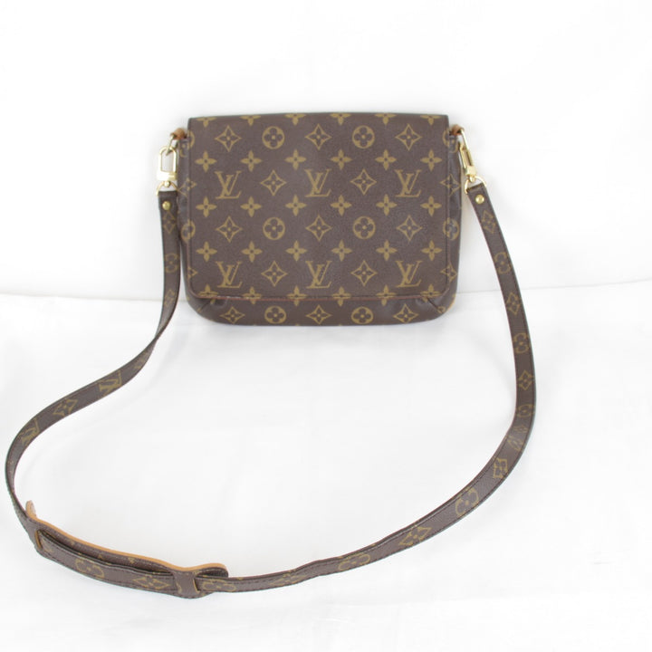 『USED』 
LOUIS VUITTON ルイ・ヴィトン 
 ミュゼットタンゴ ストラップ別商品 M51257 ショルダーバッグ 
モノグラムキャンバス モノグラム