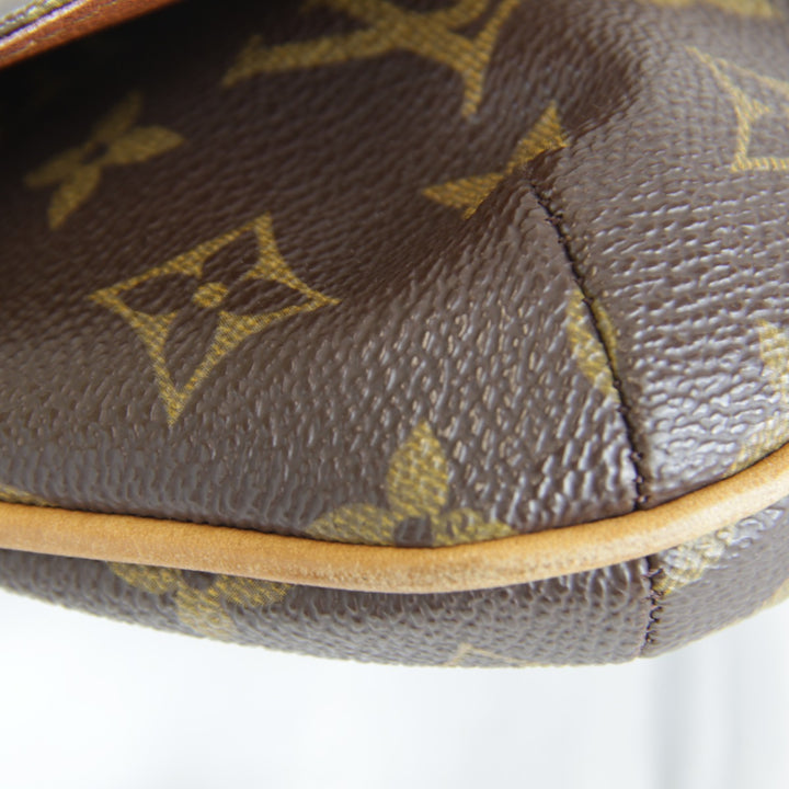 『USED』 
LOUIS VUITTON ルイ・ヴィトン 
 ミュゼットタンゴ ストラップ別商品 M51257 ショルダーバッグ 
モノグラムキャンバス モノグラム