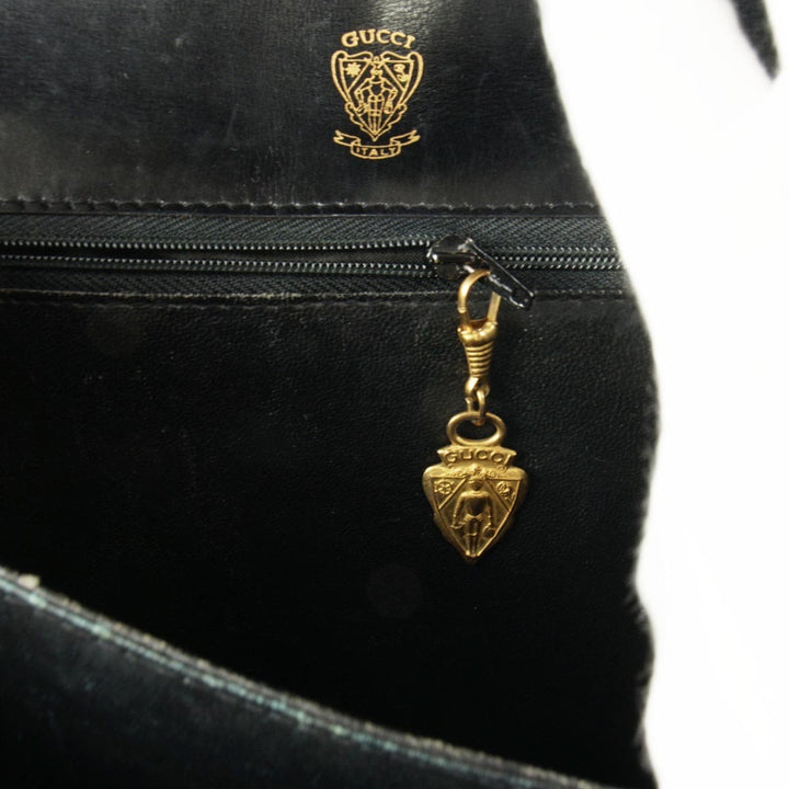 『USED』 
GUCCI グッチ 
 ショルダーバッグ 
レザー ブラック