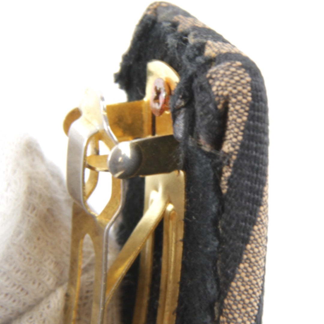良品『USED』 
FENDI フェンディ 
 バレッタ 
 カーキ