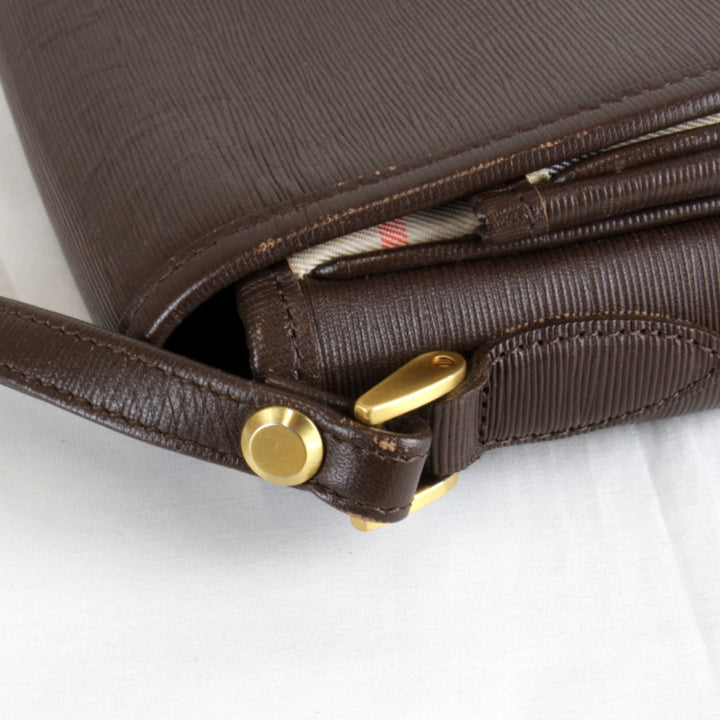 『USED』 
BURBERRY バーバリー 
 ノバチェック シャドーホース ショルダーバッグ 
レザー/キャンバス ブラウン