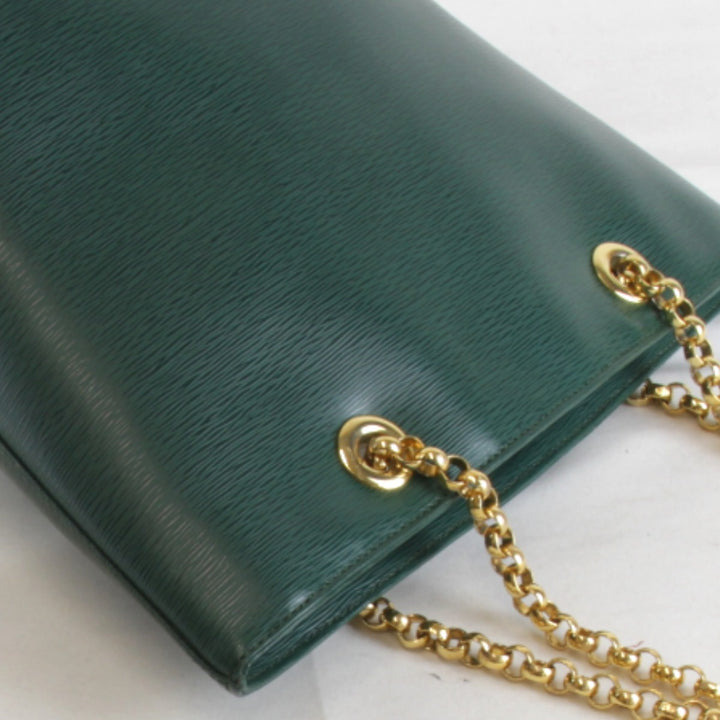 良品『USED』 
Chloe クロエ 
 チェーン ショルダーバッグ 
レザー グリーン