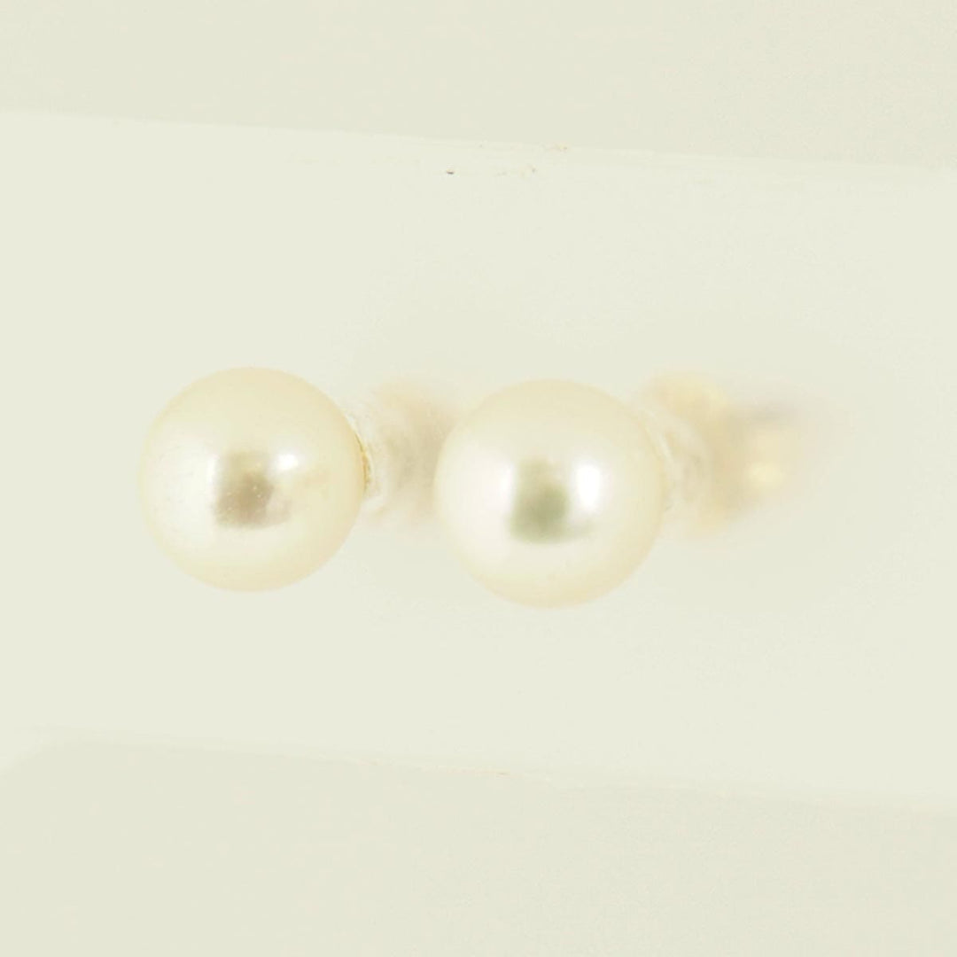 『USED』 K18 
ピアス
 1.1g
