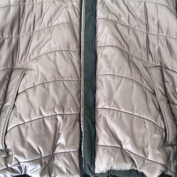 『USED』 
THE NORTH FACE ザ・ノースフェイス 
 中綿ジャケット NY17302 ダウンジャケット 
ナイロン/ポリエステル  グレー系