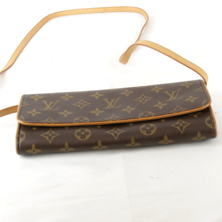 良品『USED』 
LOUIS VUITTON ルイ・ヴィトン 
 ポシェットツインGM M51852 ショルダーバッグ 
モノグラムキャンバス ブラウン
