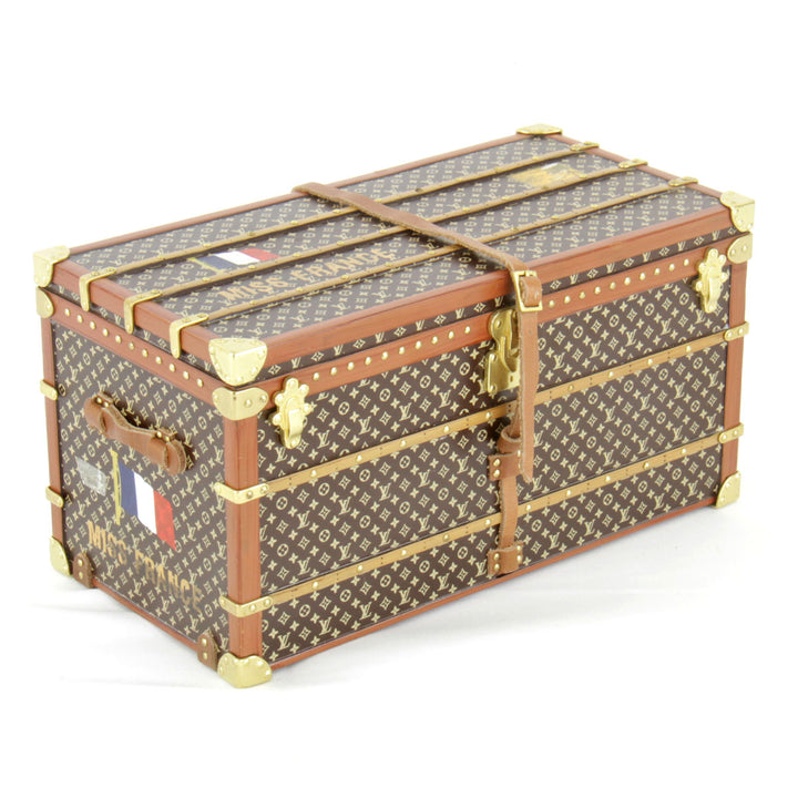 美品『USED』 
LOUIS VUITTON ルイ・ヴィトン 
 ノベルティ ペーパーウエイト ミスフランス M99408 オブジェ 
 ブラウン