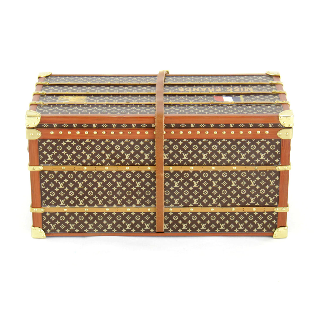 美品『USED』 
LOUIS VUITTON ルイ・ヴィトン 
 ノベルティ ペーパーウエイト ミスフランス M99408 オブジェ 
 ブラウン