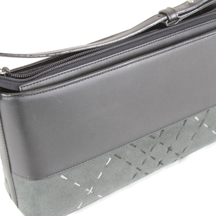【価格改定】『USED』 
BURBERRY LONDON バーバリーロンドン 
 ショルダーバッグ 
レザー/スウェード ブラック