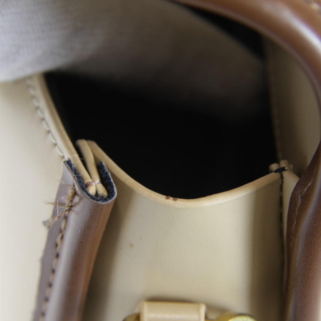 【価格改定】良品『USED』 
 
 ショルダーバッグ 
 ベージュ