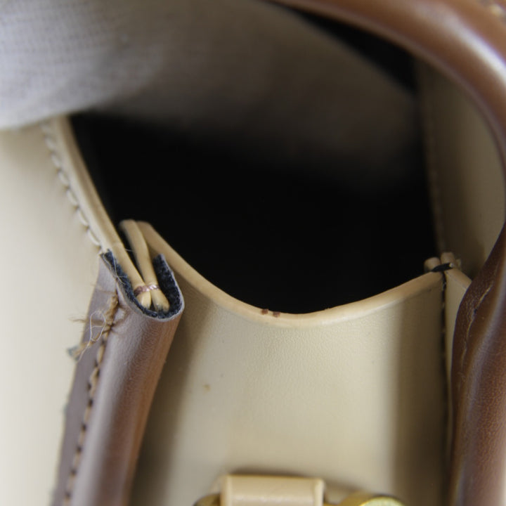 【価格改定】良品『USED』 
 
 ショルダーバッグ 
 ベージュ