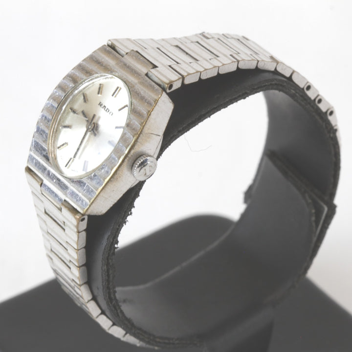 稼働品『USED』 
RADO 手巻き 5582 
腕時計
 手巻き レディース 華奢な手首に