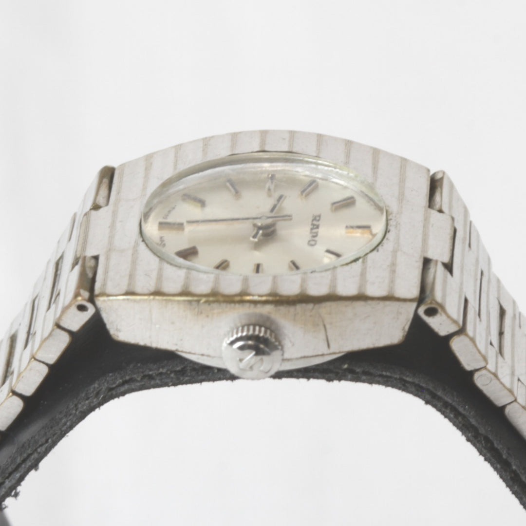 稼働品『USED』 
RADO 手巻き 5582 
腕時計
 手巻き レディース 華奢な手首に