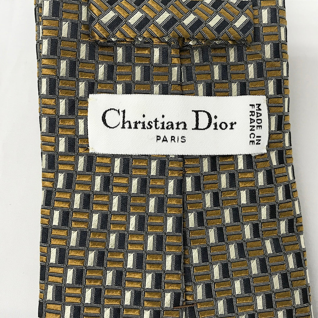 『USED』 
Christian Dior クリスチャンディオール 
 ネクタイ 
シルク 画像でご確認ください。