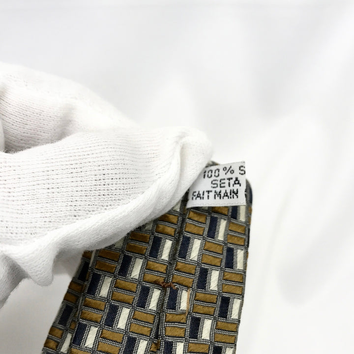 『USED』 
Christian Dior クリスチャンディオール 
 ネクタイ 
シルク 画像でご確認ください。