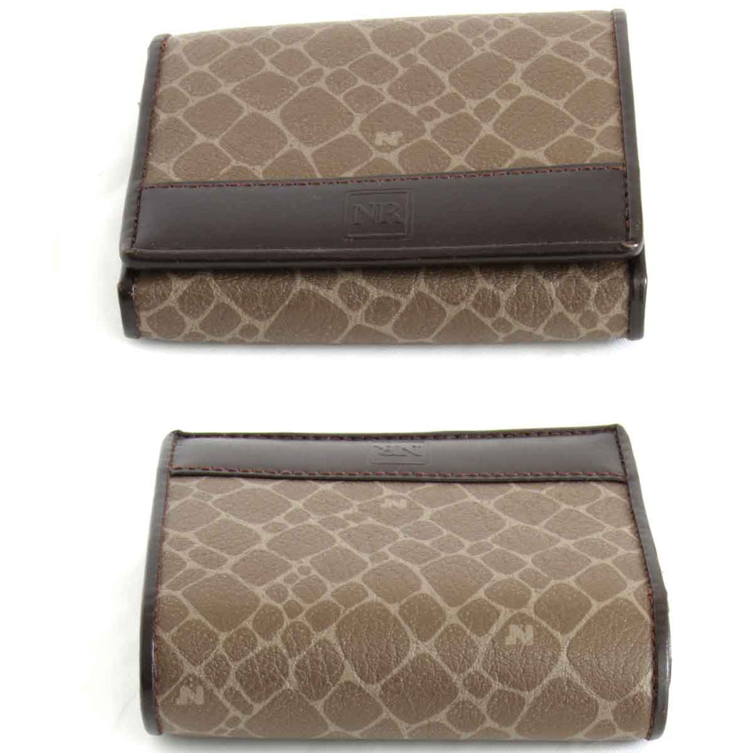 『USED』 
NINA RICCI ニナリッチ 
 ジラフ柄 二つ折り財布 
レザー ブラウン