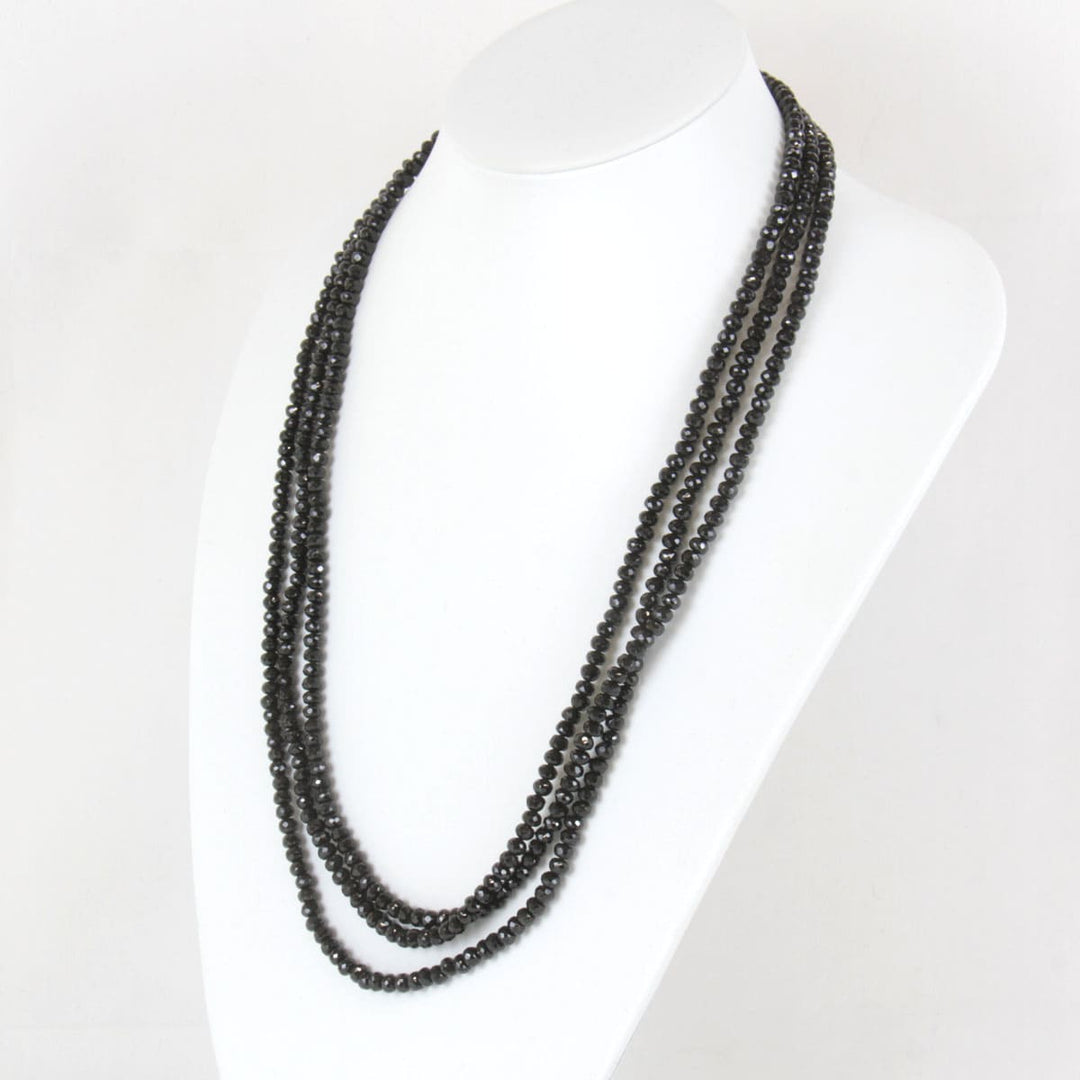 美品『USED』 K18WG 
 黒石 ネックレス
 119.6g