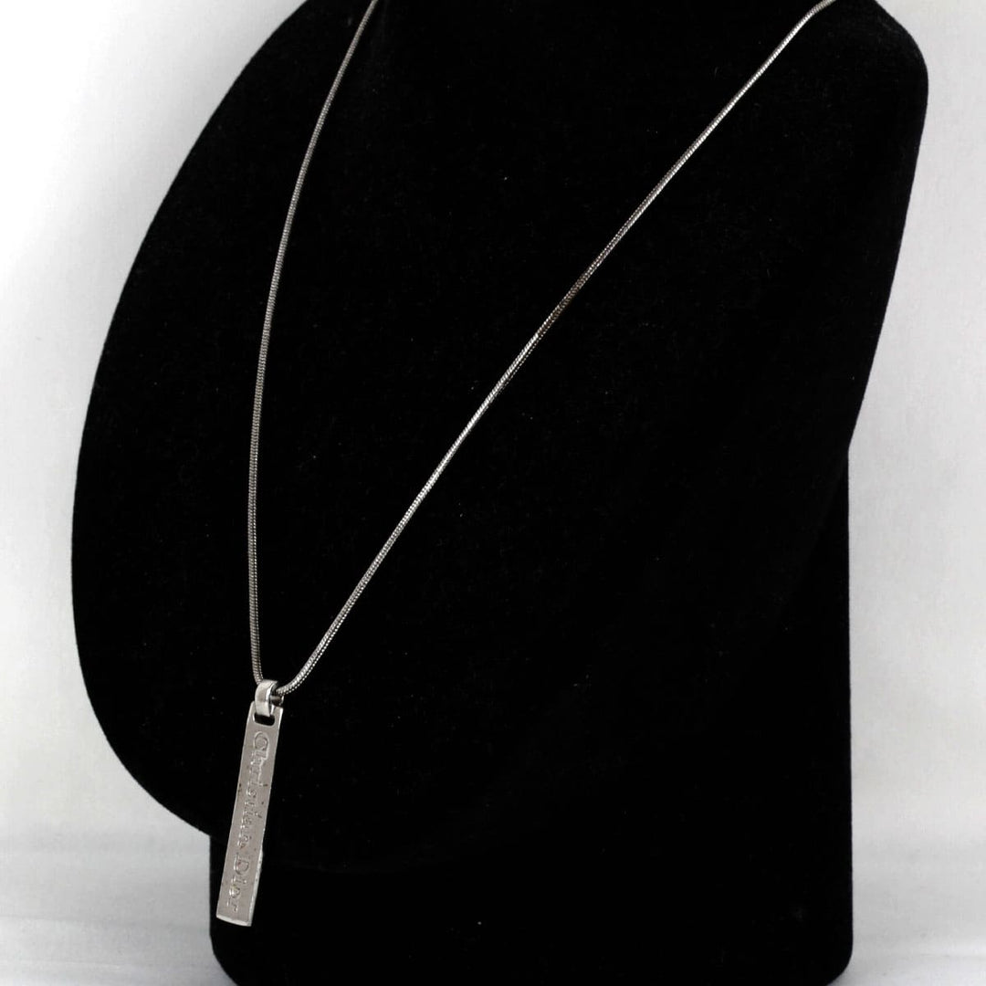 『USED』 メタル 
Christian Dior  プレートトップ ネックレス