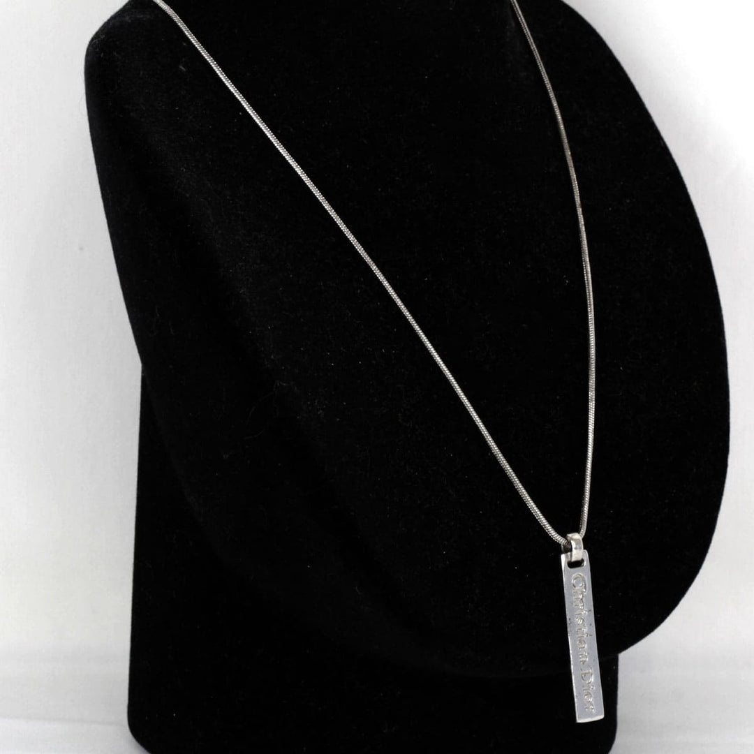 『USED』 メタル 
Christian Dior  プレートトップ ネックレス
