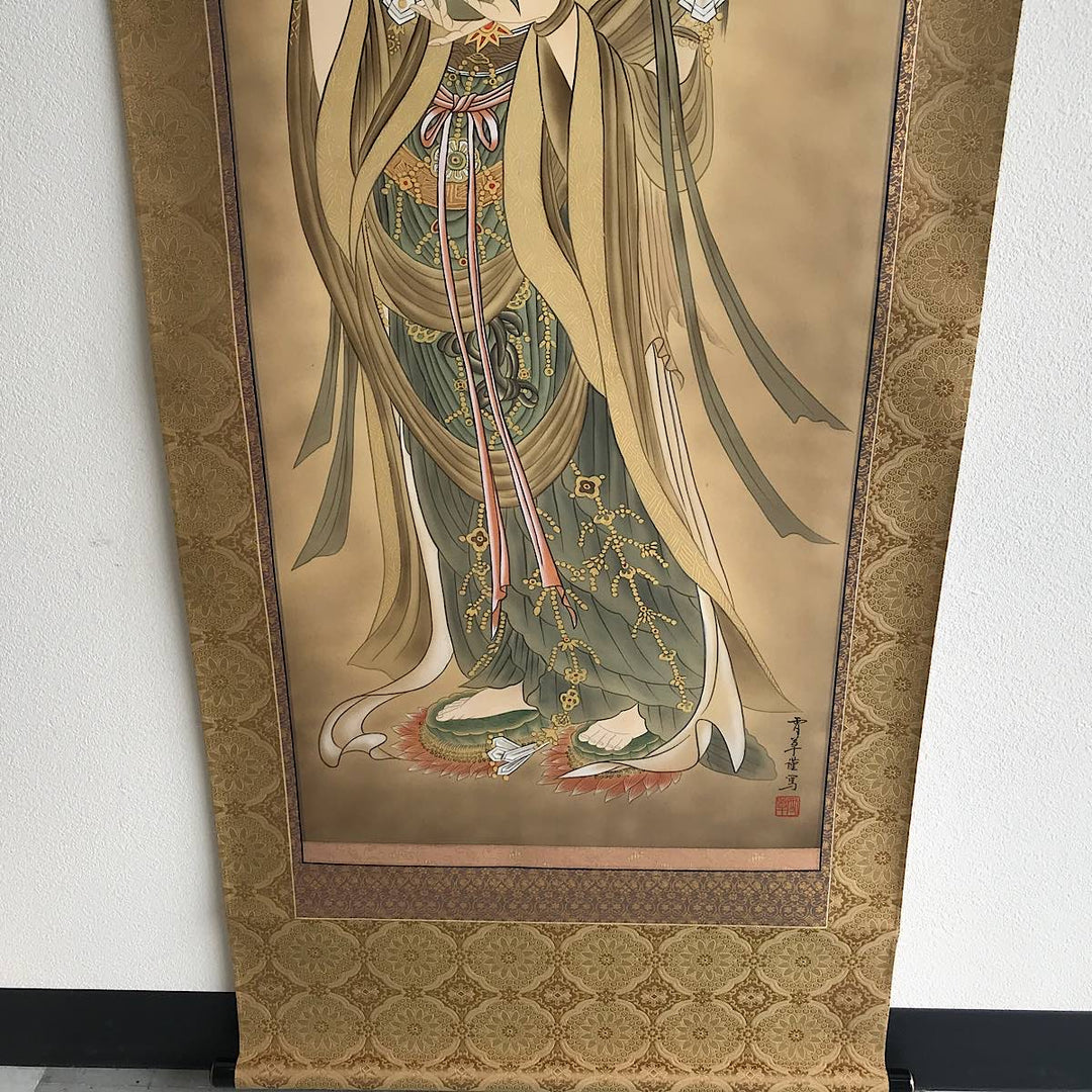 『模写』 
 
 野村雪草 楊柳観音 尺八立 掛軸 模写 骨董・民芸品 
紙