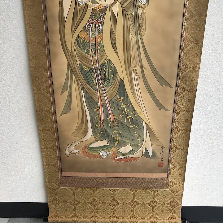 『模写』 
 
 野村雪草 楊柳観音 尺八立 掛軸 模写 骨董・民芸品 
紙