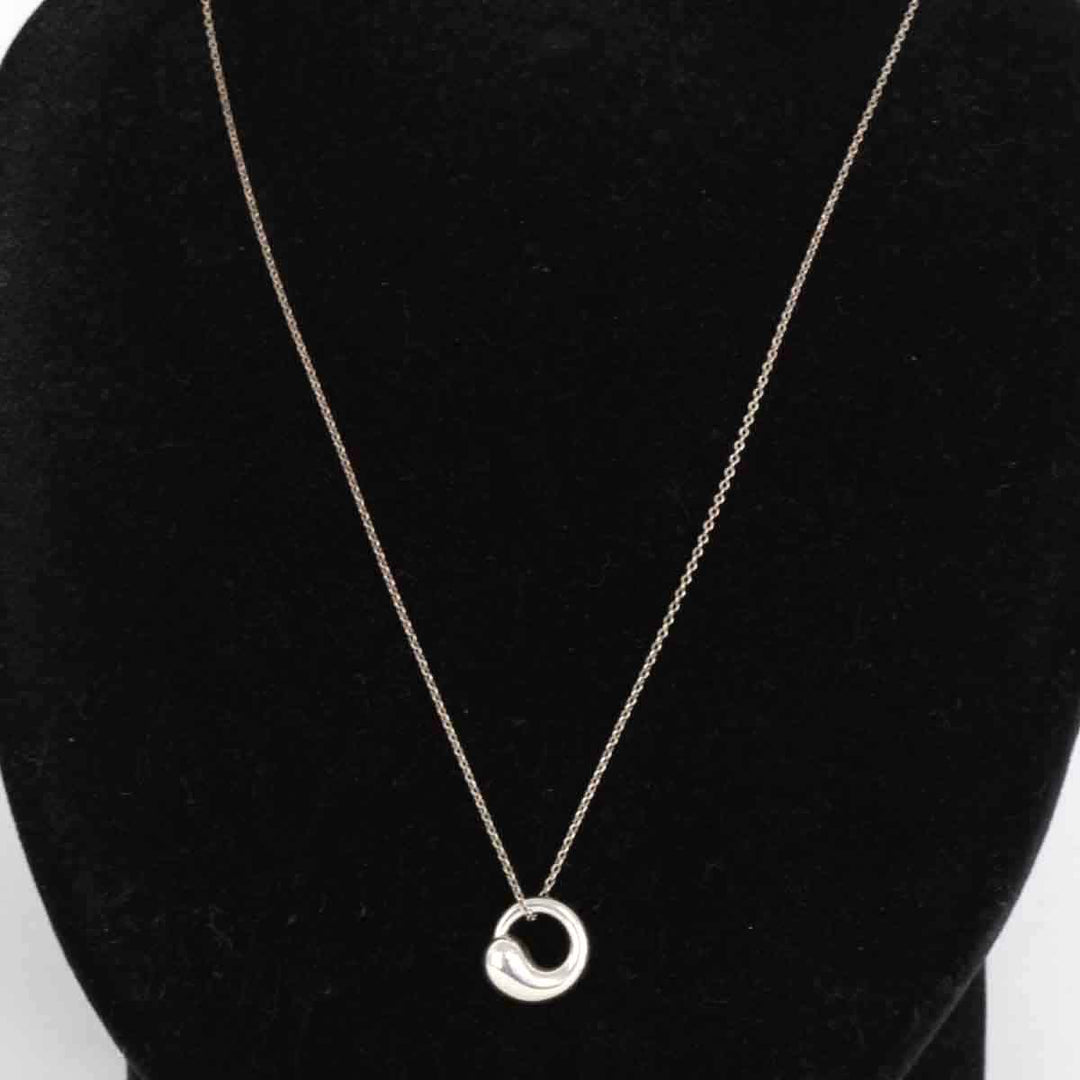 良品『USED』 シルバー925 
TIFFANY&Co.  エターナルサークル ネックレス