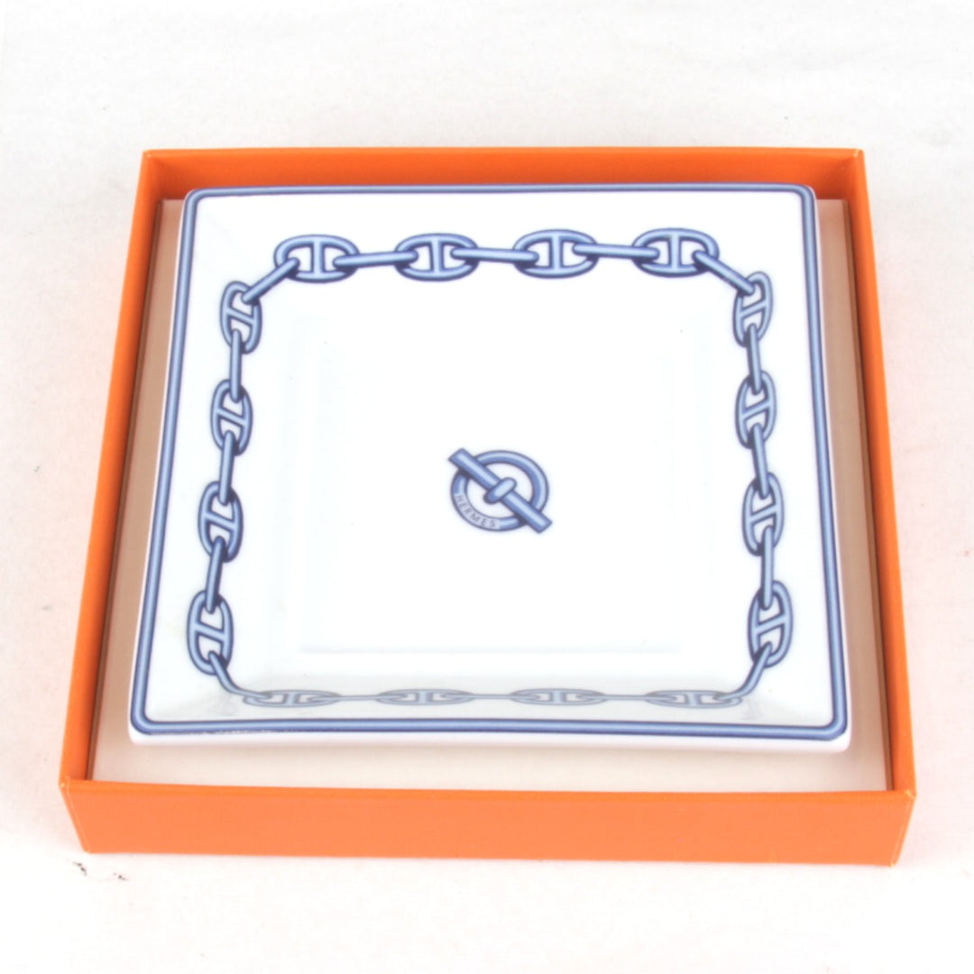 良品『USED』 
HERMES エルメス 
 食器 
 ホワイト