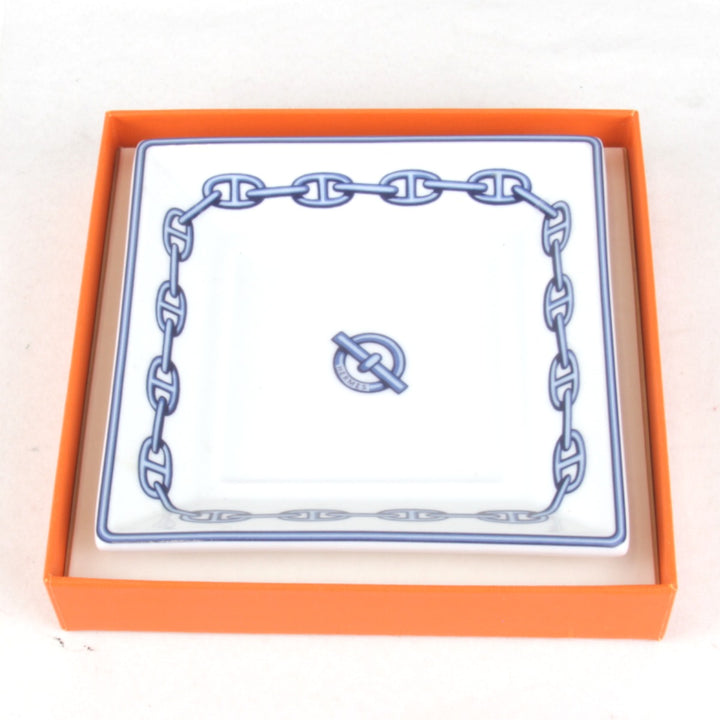 良品『USED』 
HERMES エルメス 
 食器 
 ホワイト