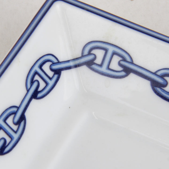 良品『USED』 
HERMES エルメス 
 食器 
 ホワイト