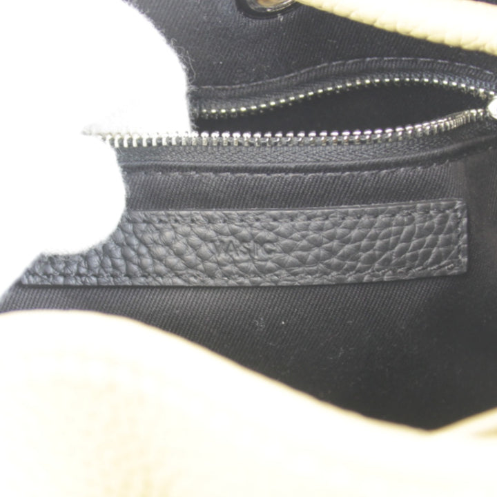 美品『USED』 
VASIC ヴァジック 
 ショルダーバッグ 
レザー ベージュ