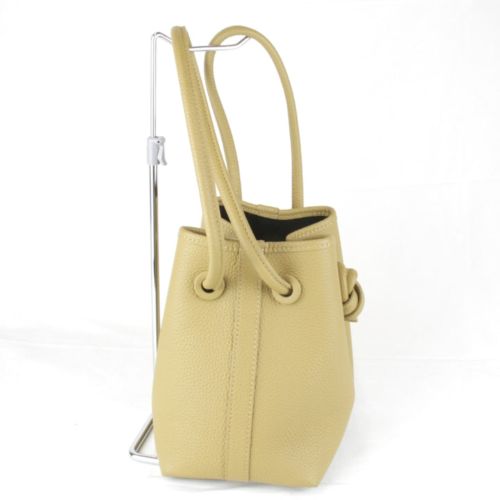 美品『USED』 
VASIC ヴァジック 
 ショルダーバッグ 
レザー ベージュ