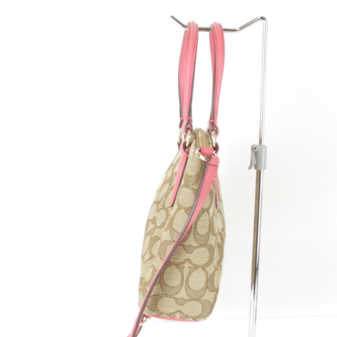 美品『USED』 
COACH コーチ 
 シグネチャー F57830 ショルダーバッグ 
キャンバス/レザー ベージュ×ピンク