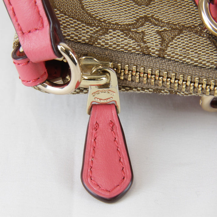 美品『USED』 
COACH コーチ 
 シグネチャー F57830 ショルダーバッグ 
キャンバス/レザー ベージュ×ピンク