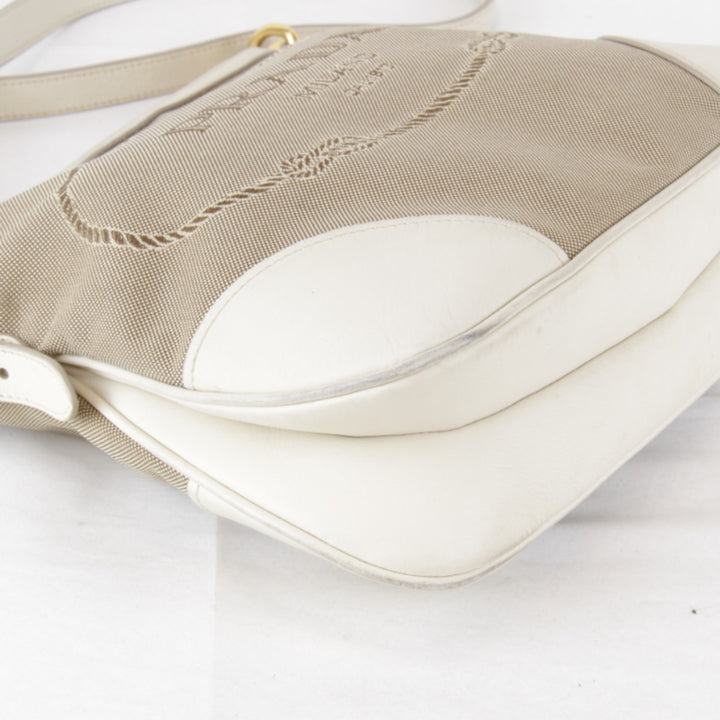 『USED』 
PRADA プラダ 
 ロゴジャガード ショルダーバッグ 
キャンバス ベージュ