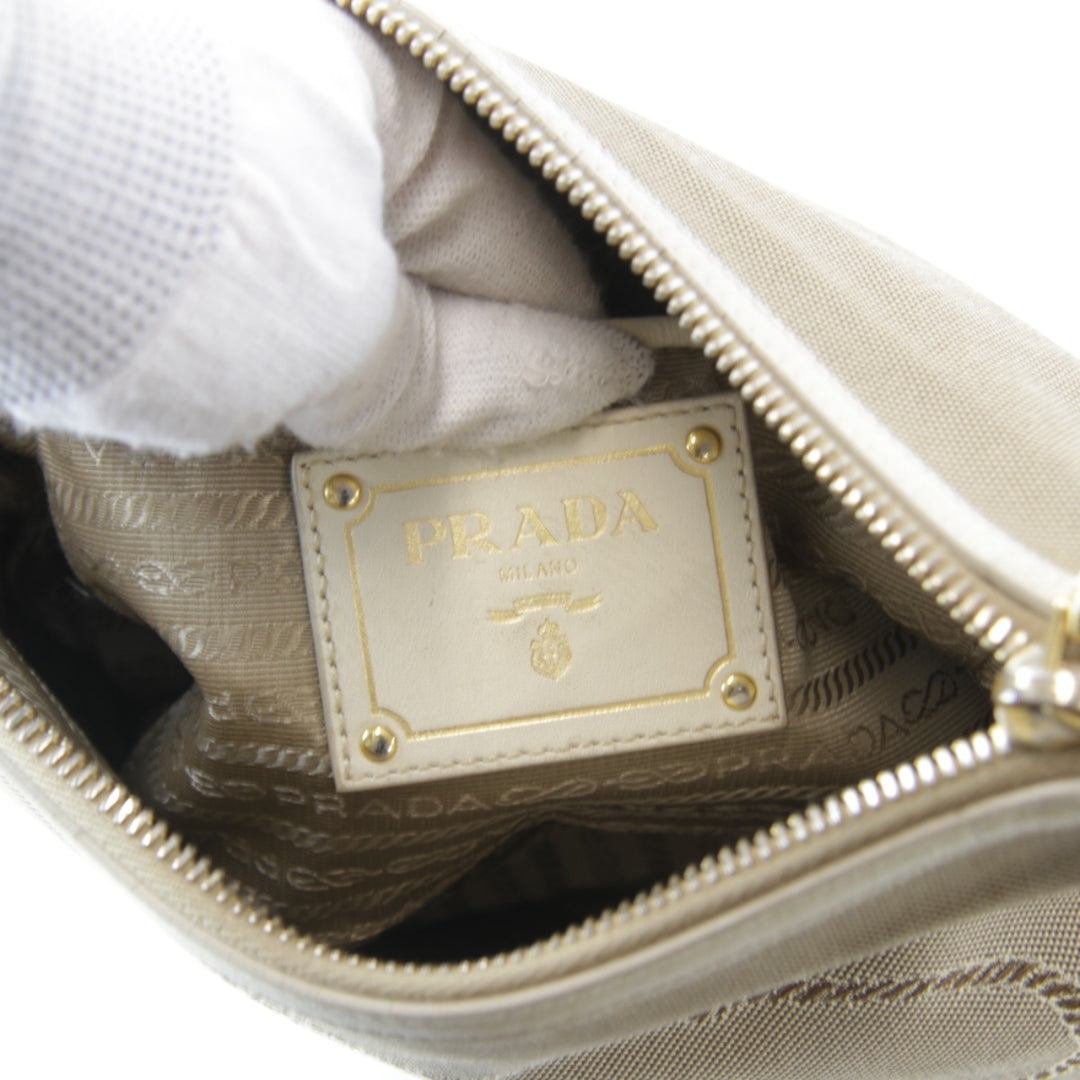 『USED』 
PRADA プラダ 
 ロゴジャガード ショルダーバッグ 
キャンバス ベージュ