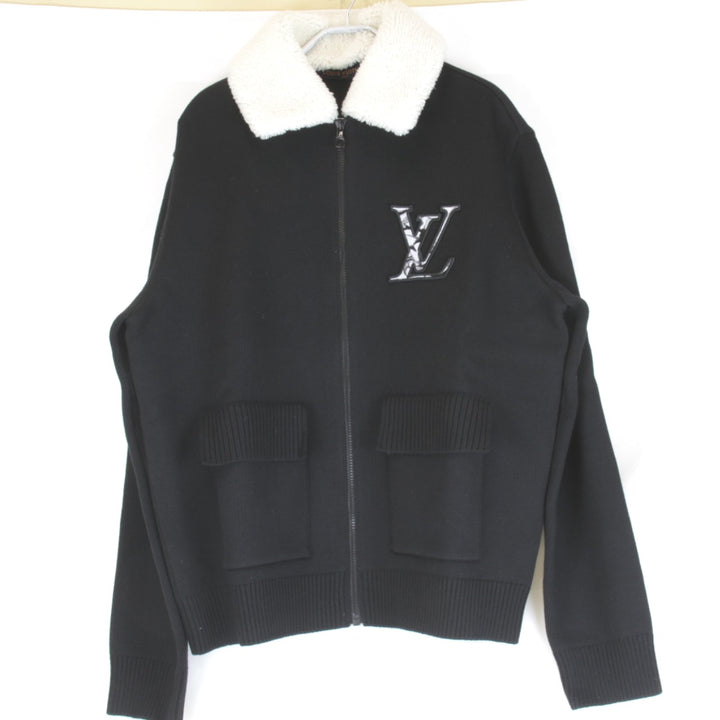 【価格改定】超美品『USED』 
LOUIS VUITTON ルイ・ヴィトン 
 シアリングカラーブルゾン RM241M ZLL HQN10W ブルゾン 
ウール ブラック 暖かい素材 クール 使いやすいデザイン
